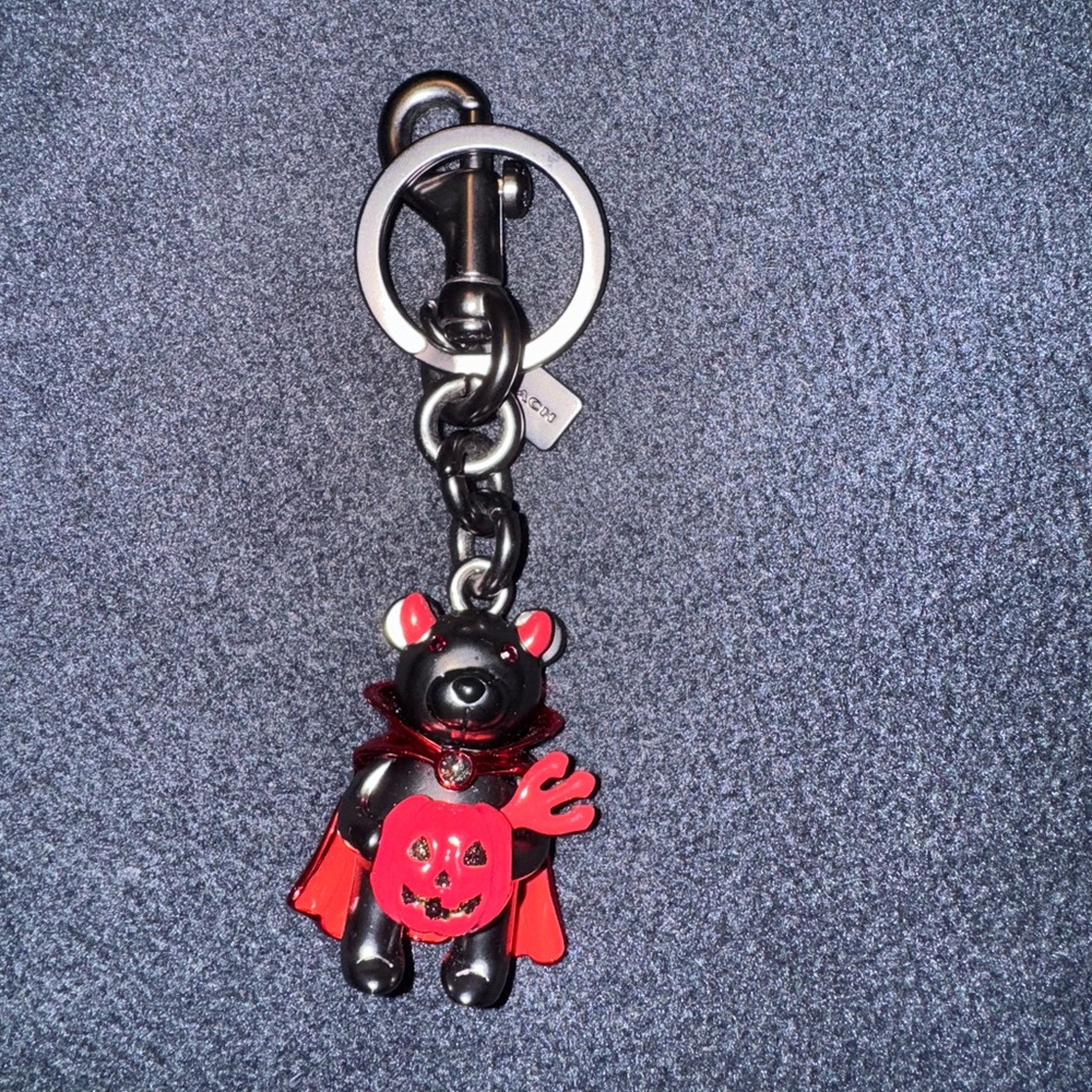 coach halloween bear